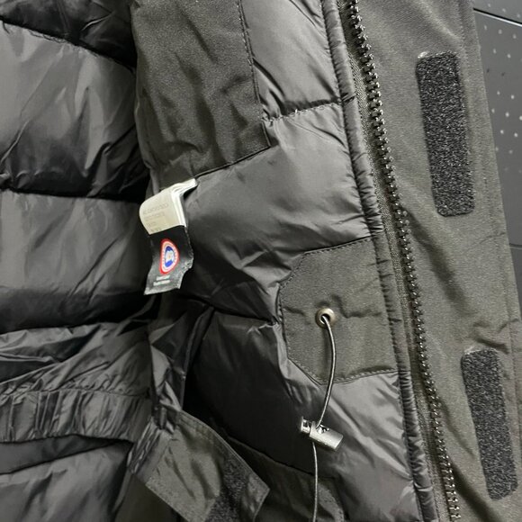 Canada Goose Black Expedition Parka – Authentic, Great Condition - Picture 7 of 9